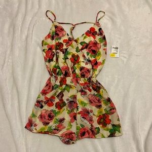 Womens/juniors romper